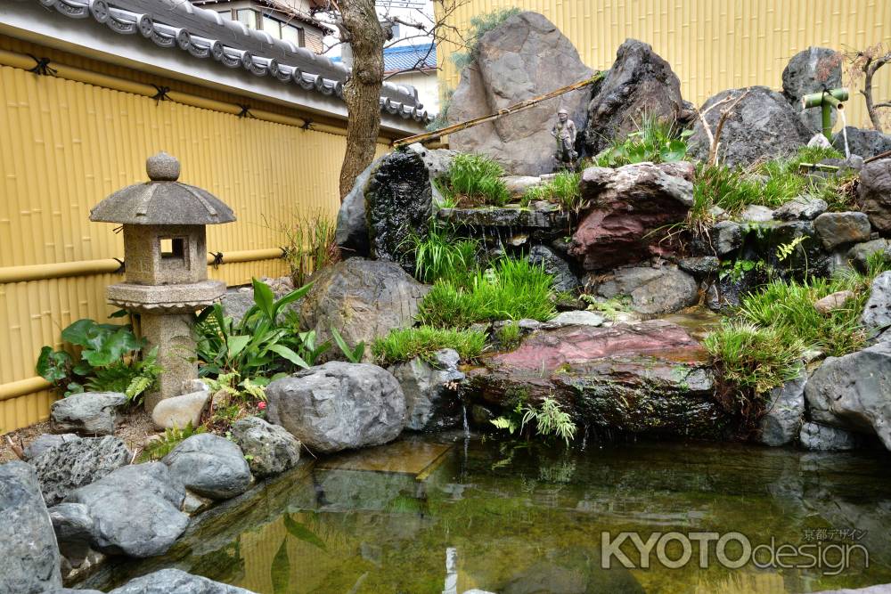 水湧く開運の寺