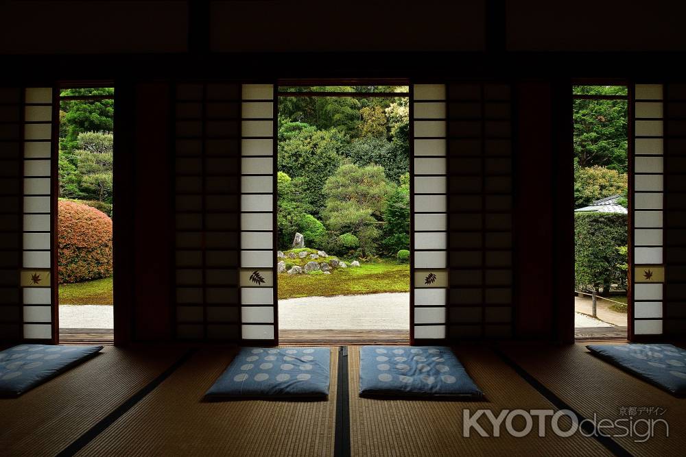 静寂、山水の間