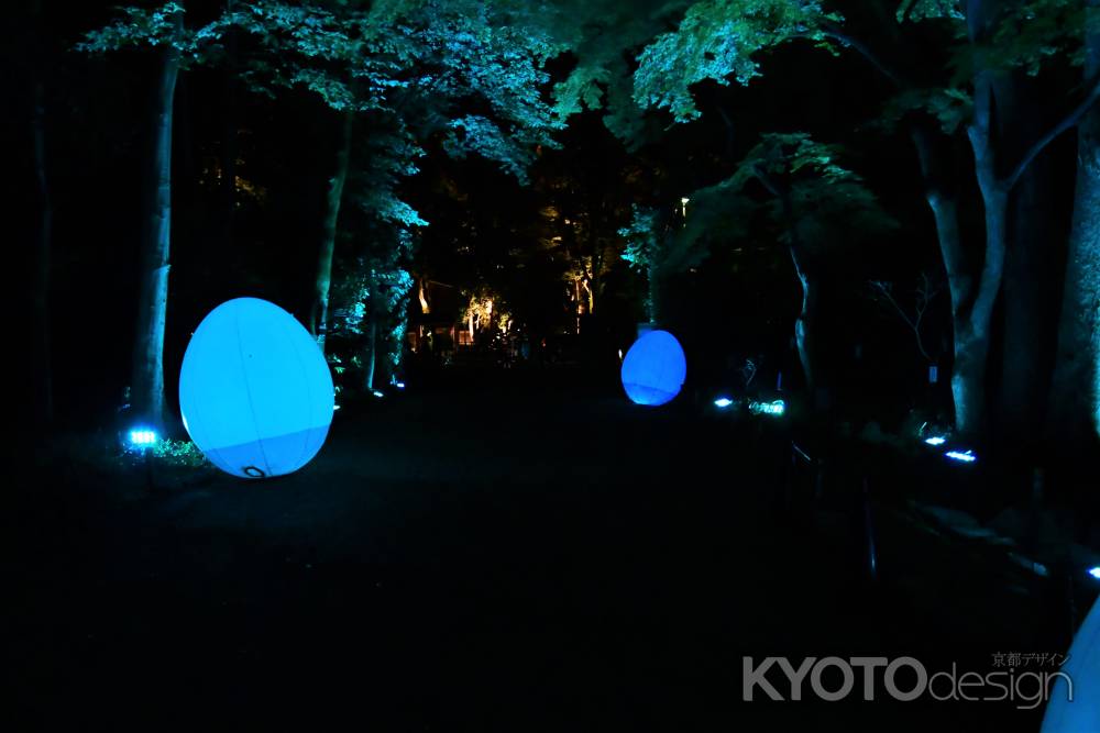 糺の森　人工物と自然との調和