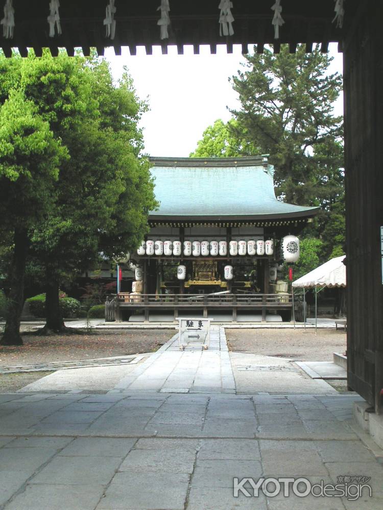 上御霊神社の参道