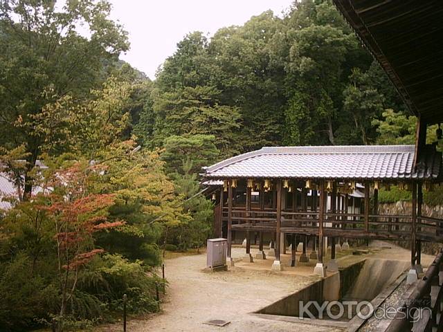 光明寺の渡り廊下