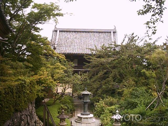 善峯寺の山門
