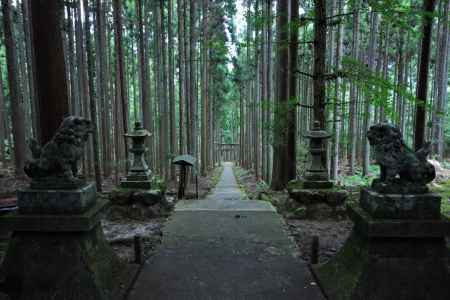 京北、賀茂神社の朝