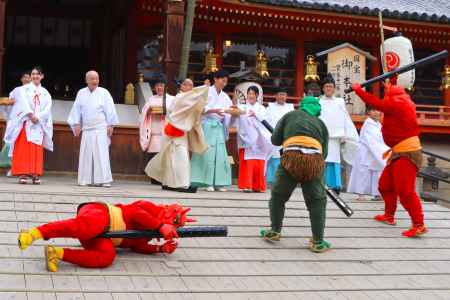 石清水八幡宮の鬼やらい神事2024