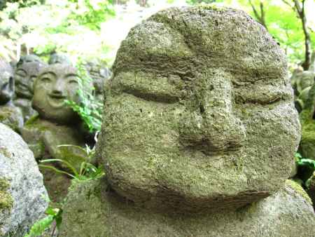 様々な表情の羅漢さん