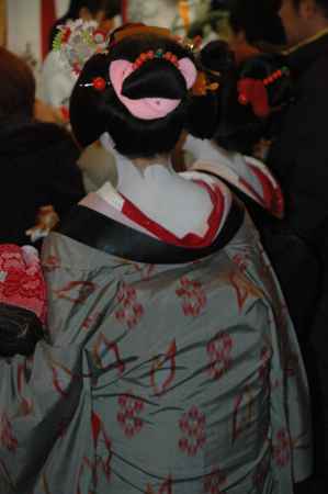 十日戎参拝の舞妓はん