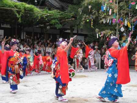 白峯神宮　小町踊り