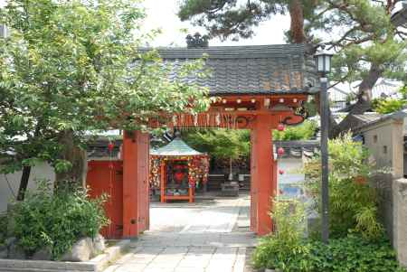 八坂庚申堂の門