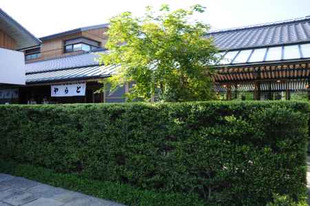 虎屋菓寮京都一条店