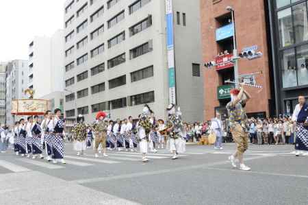 綾傘鉾巡行 棒振り囃子