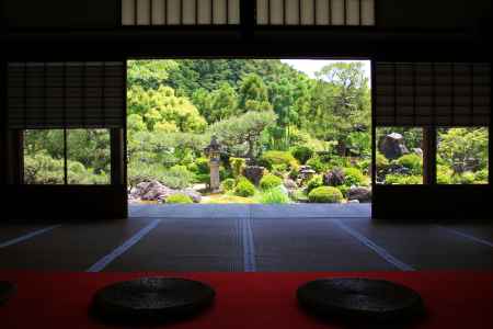 妙満寺の「雪の庭」