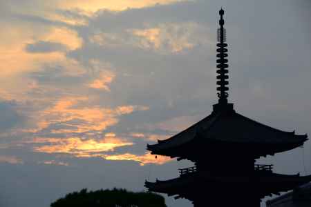 法観寺　八坂の塔　盛夏　