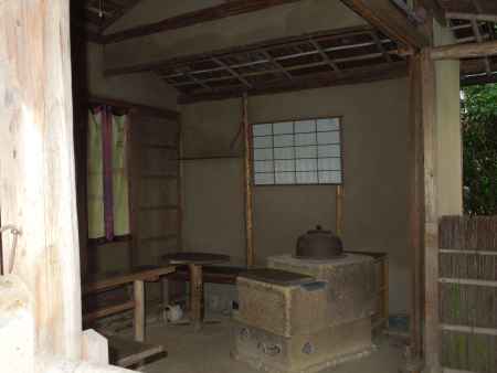 常照寺の茶室「遺芳庵」の釜