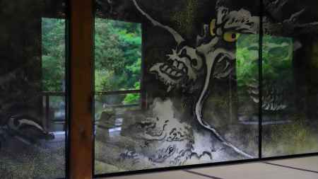 天龍寺大方丈　龍の襖絵