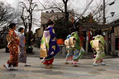 初寄り　祇園甲部　6