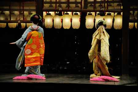 京都・東山花灯路2018 　だらりの帯　振袖