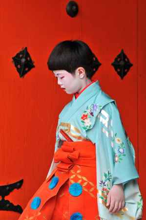 祇園祭　お稚児さん