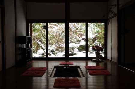 雪の囲炉裏