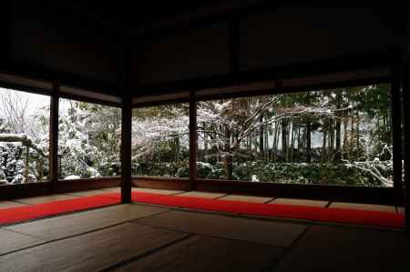 額縁の庭園　雪