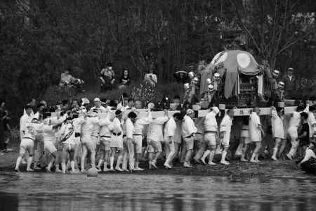 松尾大社　神幸祭　船渡御  勇壮