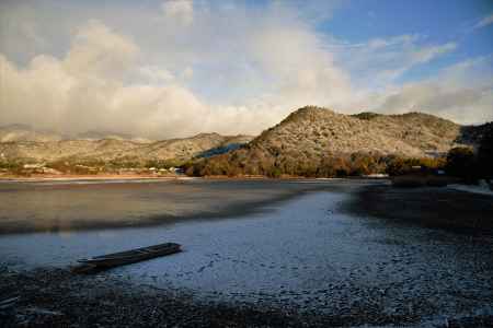 凍てつく広沢池