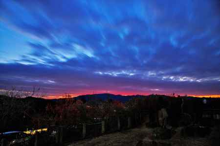 ぴょんぴょん雲が走る