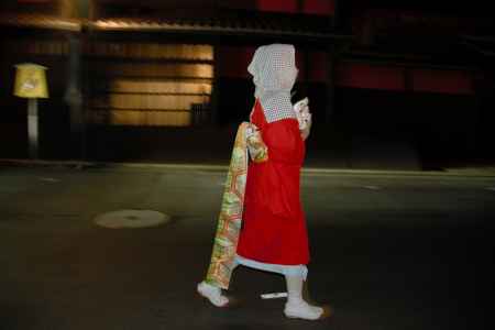 だらりの帯のおかめさん