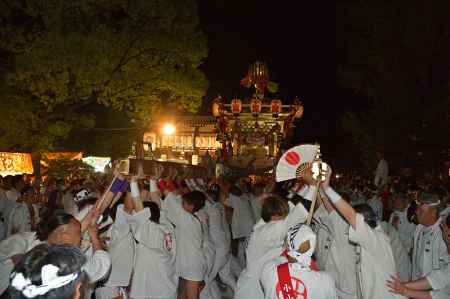 出し切れ！よい！よい！よい！