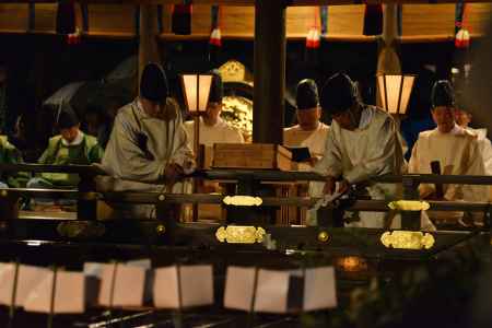 風そよぐ　ならの小川の夕ぐれは　みそぎぞ夏のしるしなりける
