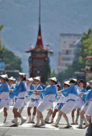 鷹山　曳き手さん達