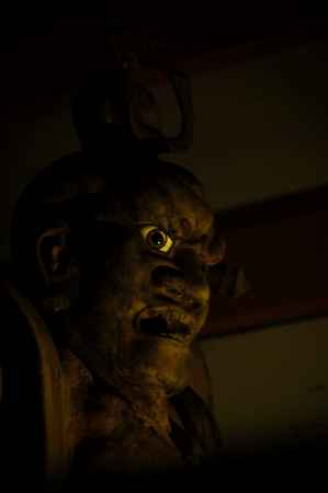 仁王像　阿形像