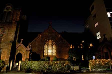 聖なるステンドグラス