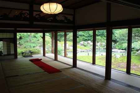 青蓮院　庭園を臨む２