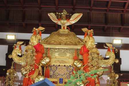 祇園祭 八坂神社 中御座