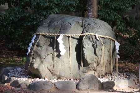 上賀茂神社　願い石（陰陽石）