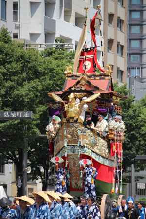 祇園祭山鉾巡行　船鉾