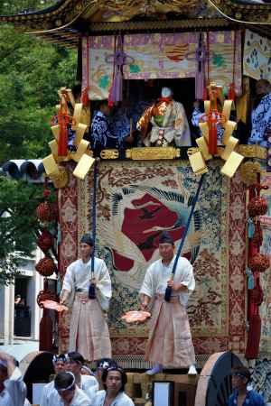 祇園祭山鉾巡行　菊水鉾