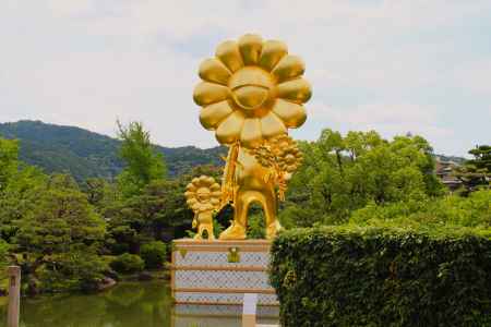 京セラ美術館　お花の親子　村上隆展2