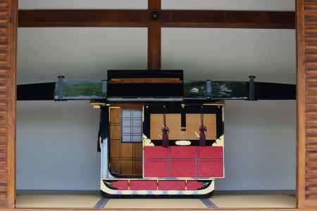 天龍寺朱塗り網代篭