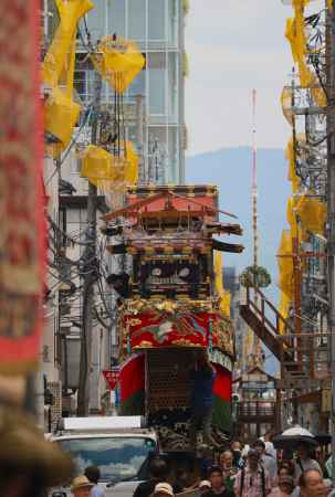 新町通三基の鉾