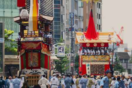 祇園祭山鉾巡行 鷹山辻回し