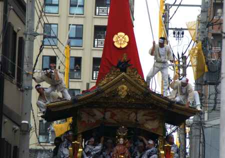 月鉾のお帰りー２