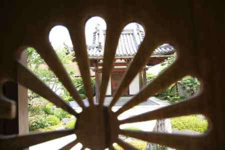 酬恩庵一休寺　菊花の紋