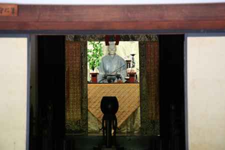 酬恩庵　一休禅師木像