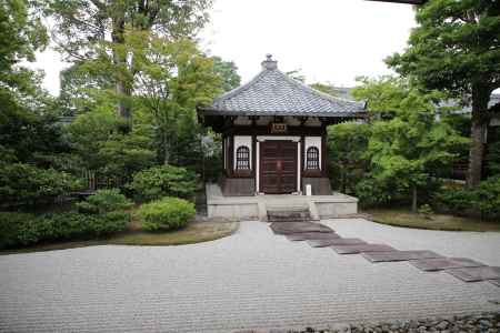 建仁寺　納骨堂