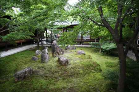 建仁寺　四方正面の禅庭