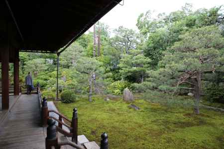 両足院　枯山水庭園