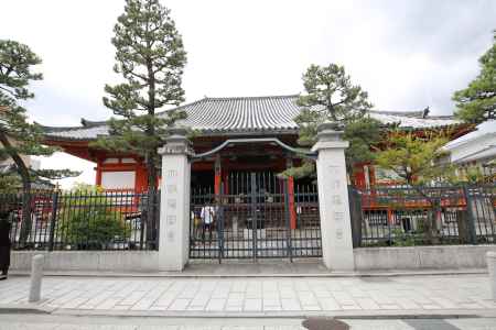 六波羅蜜寺　本堂