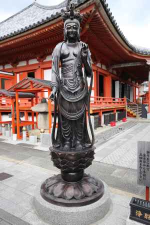 六波羅蜜寺　十一面観音