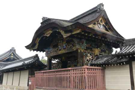 世界遺産　西本願寺唐門2
